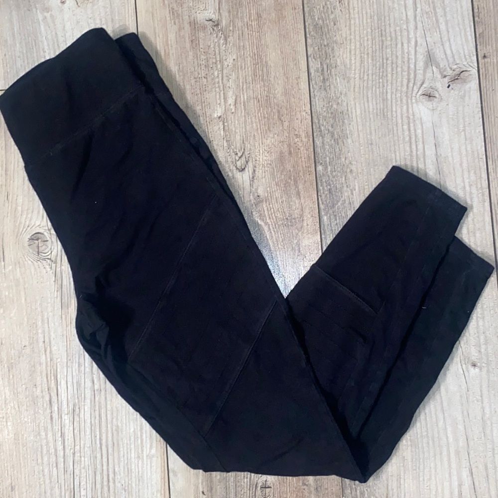 Wild fable Cropped Leggings Size Medium